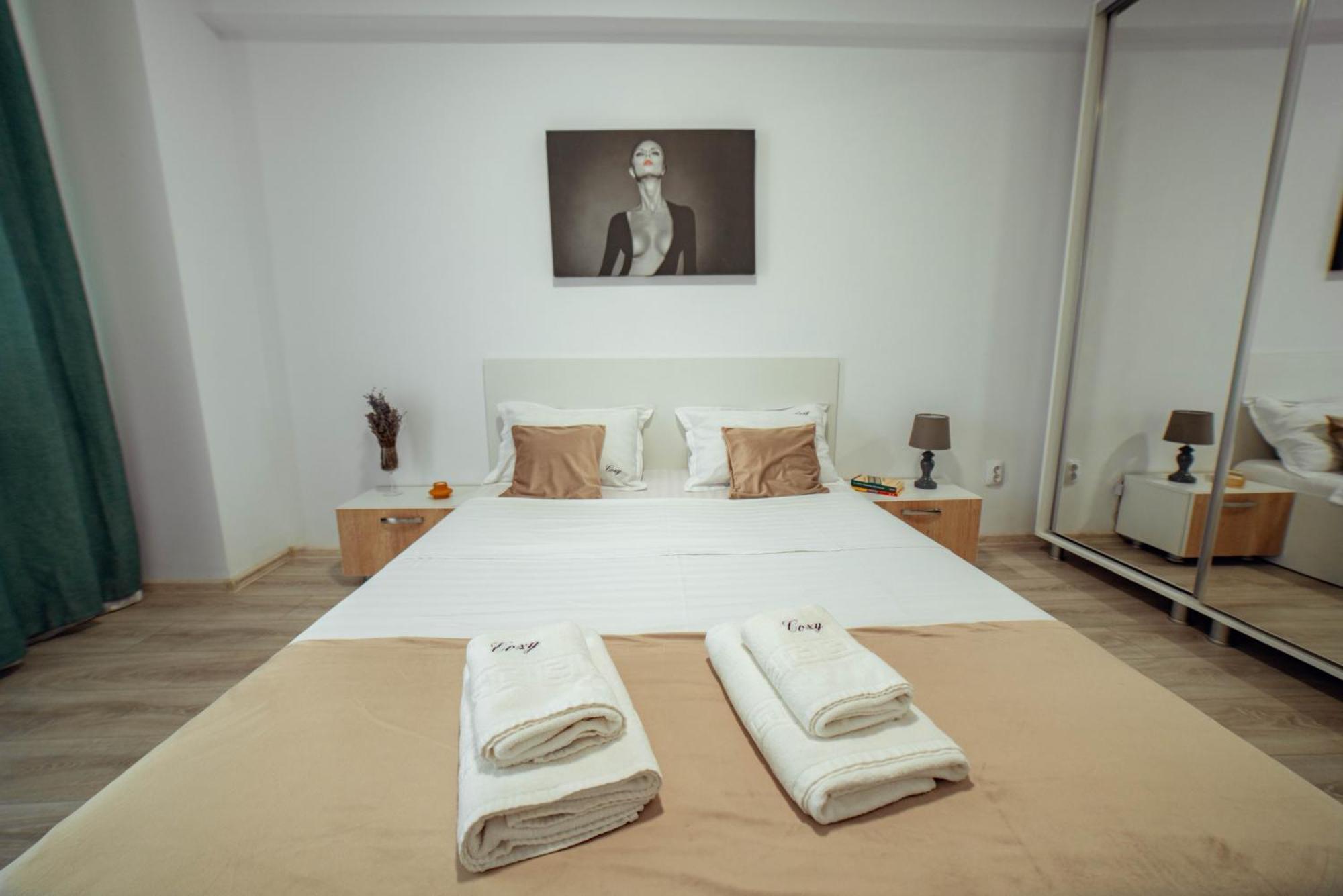 Cozy Apartments - One Residence Iasi Exterior photo